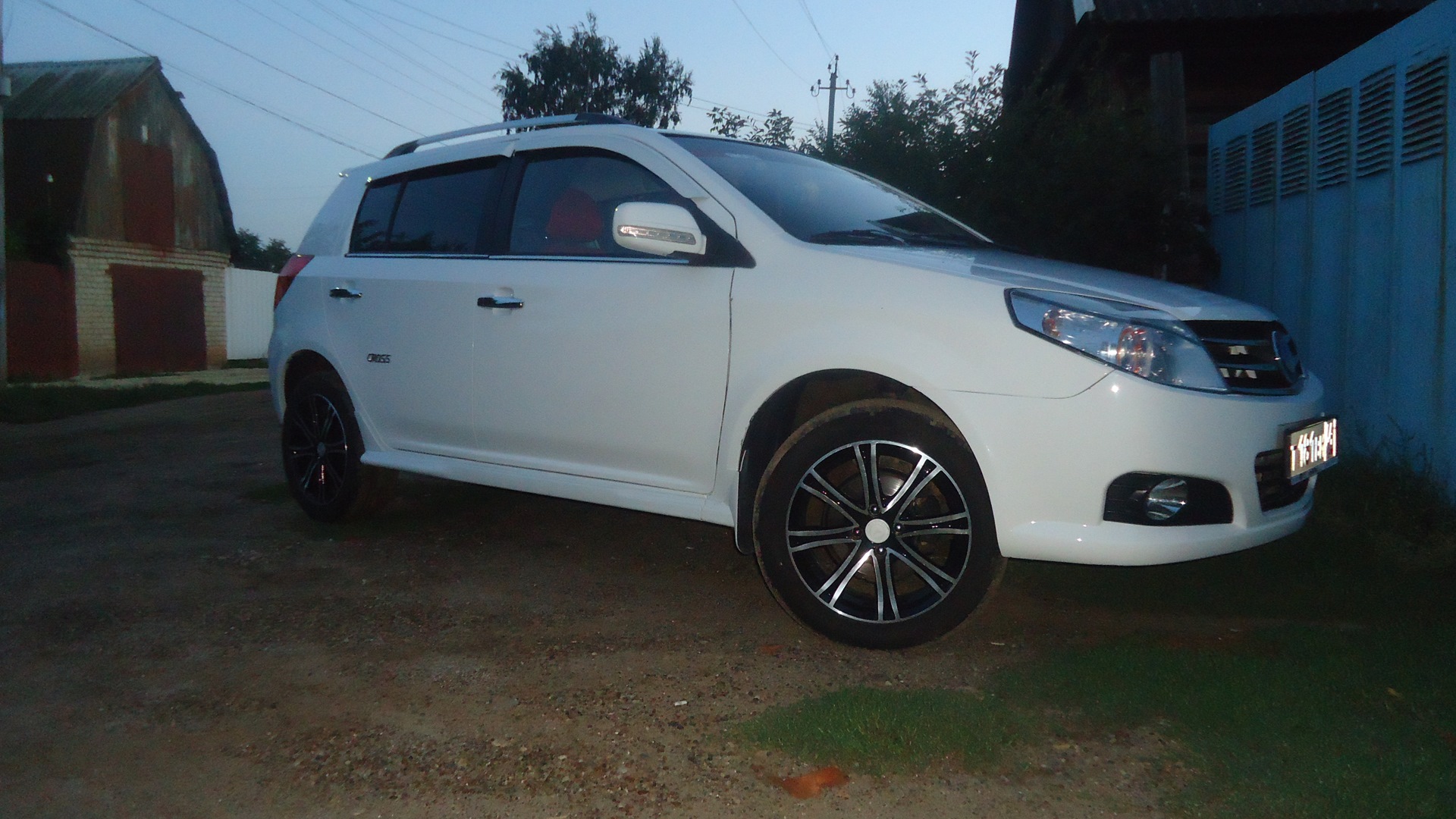 Geely MK Cross 1.5 бензиновый 2013 | почти тойота на DRIVE2