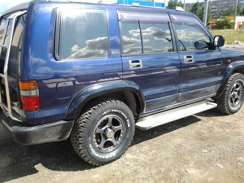 Isuzu bighorn 2. Колесо бигхорн. 1. Колесо бигхорн. Isuzu bighorn 1995.