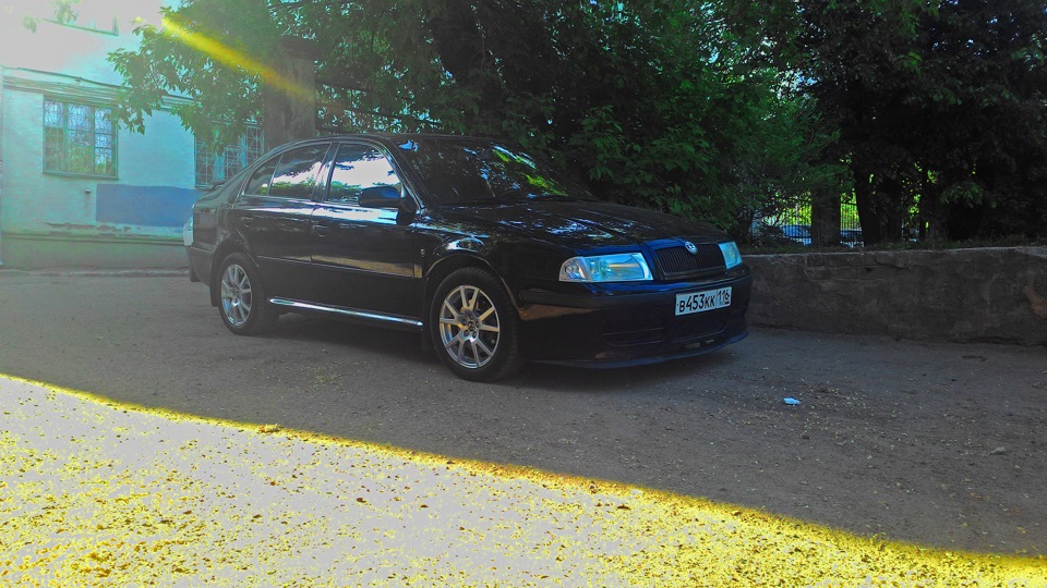 Skoda Octavia a4 бункер