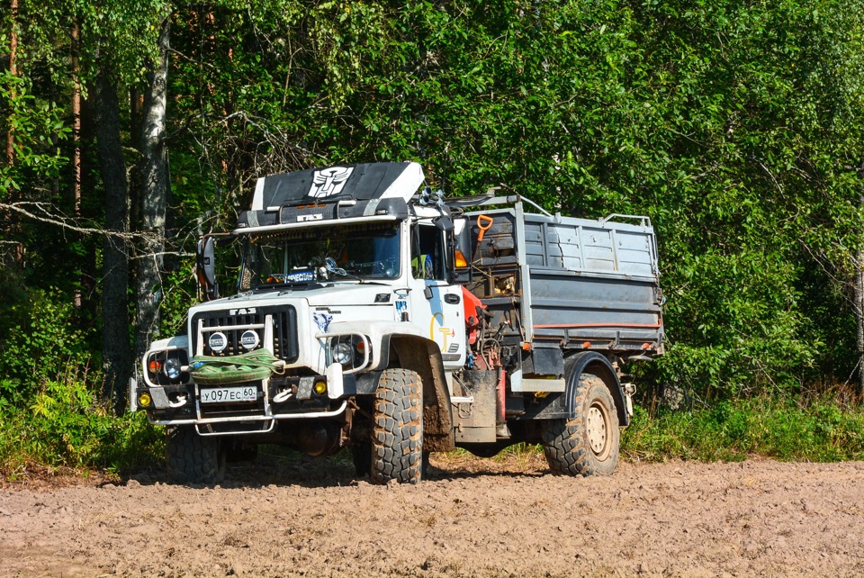 Весна всё веснее, светлее, теплее! - ГАЗ 4795, 4,7 л, 2006 года фотография DRIVE