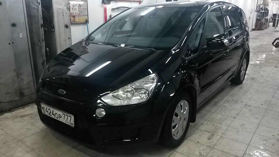 потеют стекла в машине ford s-max