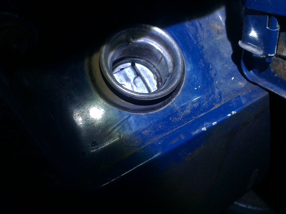 Слили бензин — Lada 4x4 3D, 1,7 л, 2010 года | другое | DRIVE2