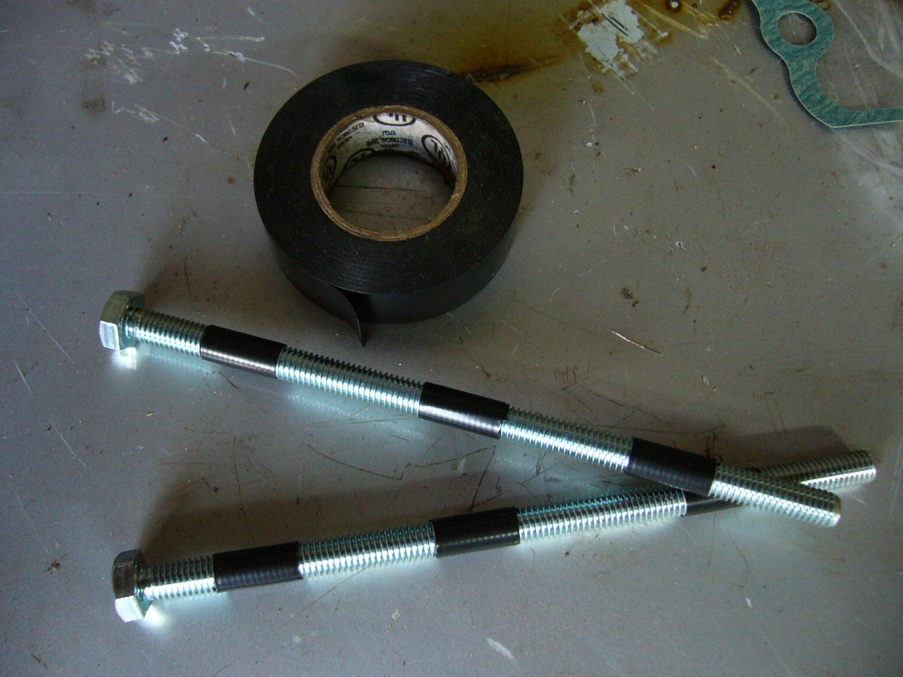 уплотнитель в древнем стиле — Mitsubishi Lancer Evolution VI