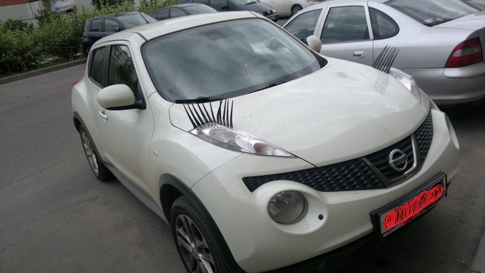 Nissan Juke Lashes