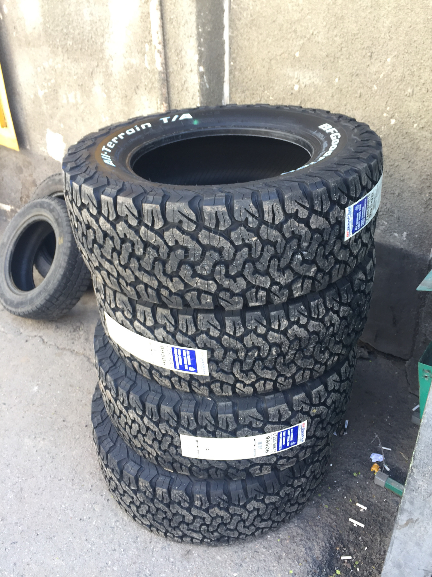 Купить Шины Bfgoodrich 285 60 R18