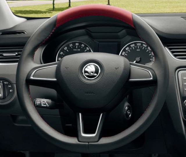 Новый кожаный руль за 1900 рэ) - Skoda Yeti, 1,8 л, 2012 года стайлинг DRIVE2