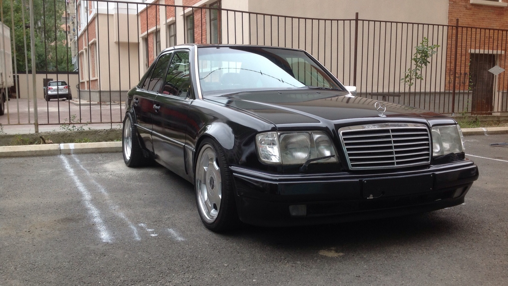 Mercedes-Benz E-class (W124) 5.0 бензиновый 1993 | Е500 на DRIVE2