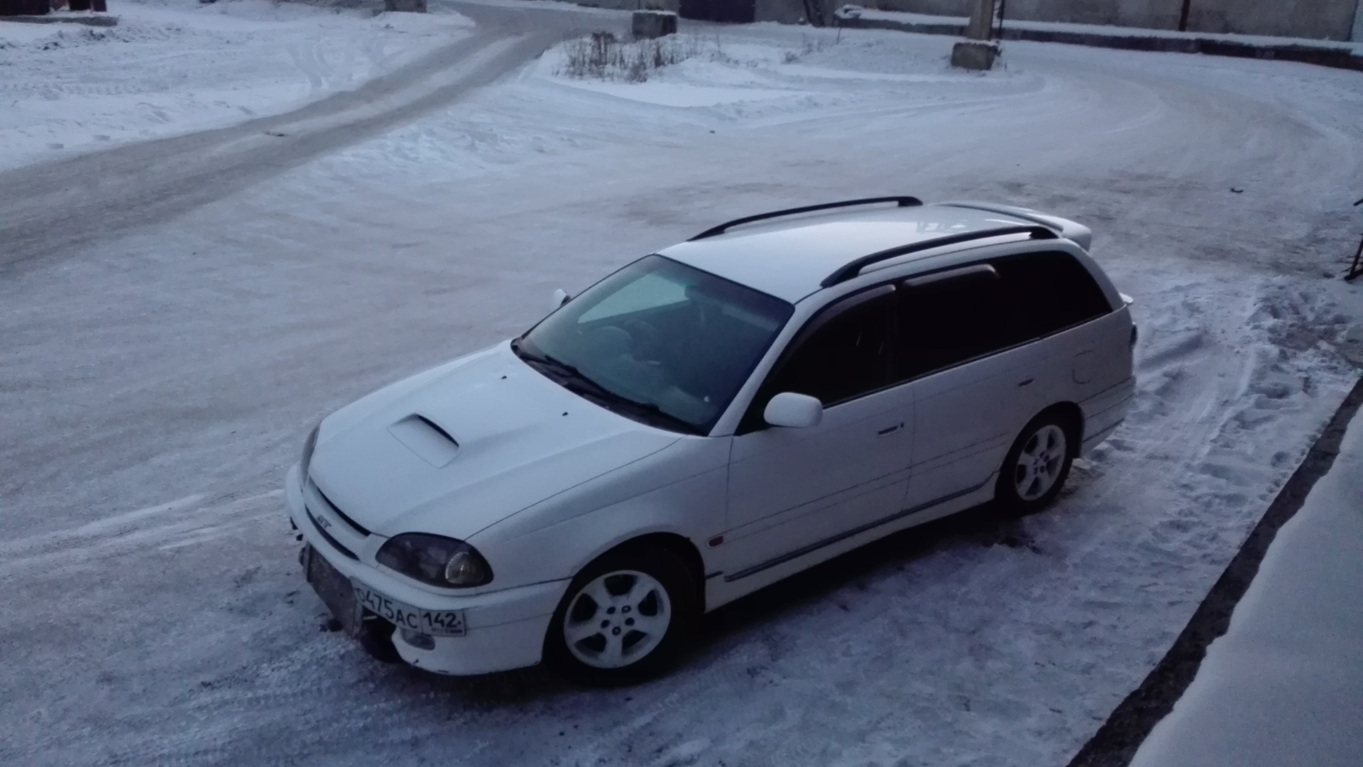 Тойота калдина 3s ge. Тойота Калдина 1998 2л турбо. Toyota Caldina Turbo. Калдина 210 турбо. Калдина 2.5 турбо.