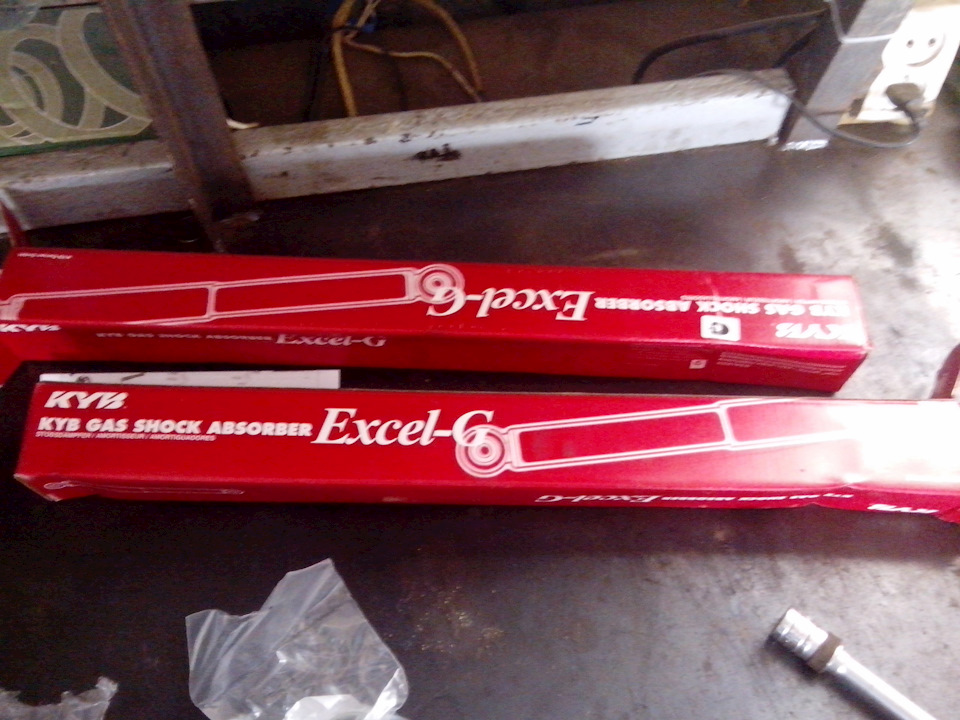 Да мне только передний ступичный подшипник поменять да 1 задний ...