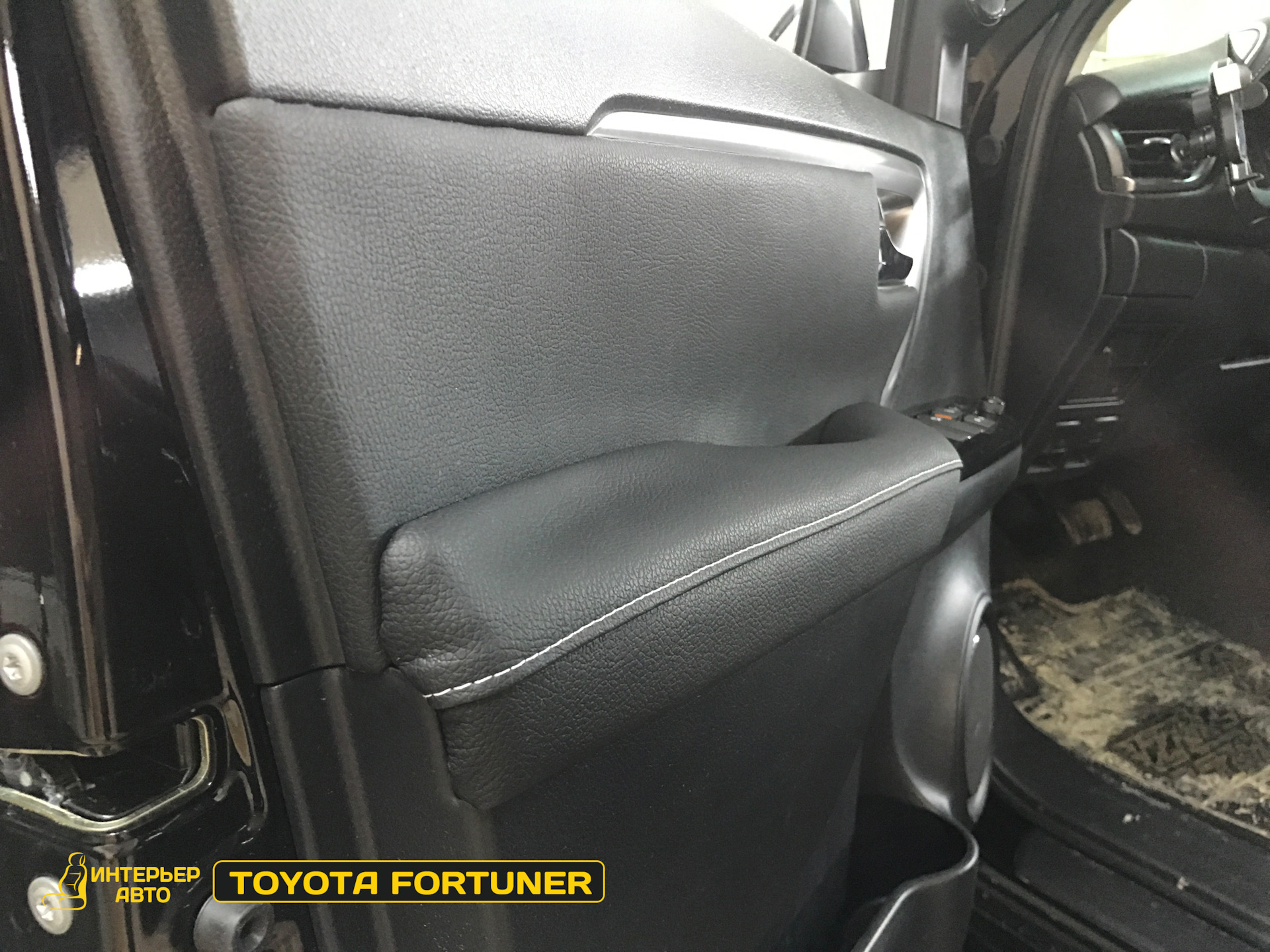 Перетяжка дверных карт автомобиля Тойота Фортунер — Интерьер Авто на DRIVE2