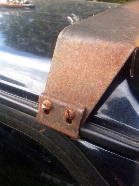 Зачистка от ржавчины спойлера и его покраска — Lada 21093, 2004 года ...