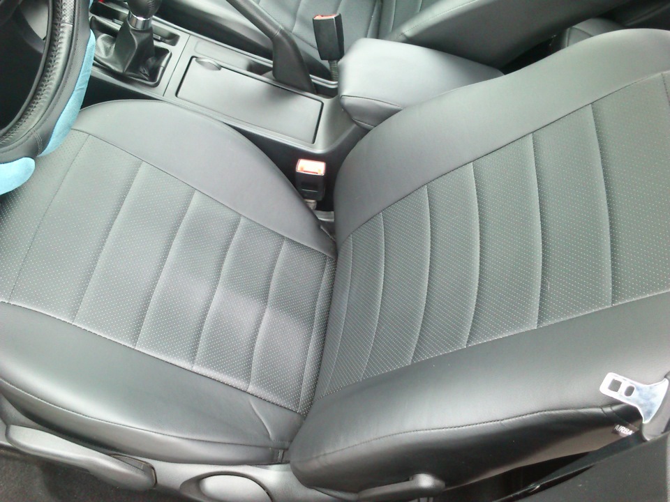 чехлы автопилот алькантара коричневый. чехлы автопилот серая алькантара. чехлы автопилот алькантара ромб duster. 2 rival. автопилот красные чехлы.