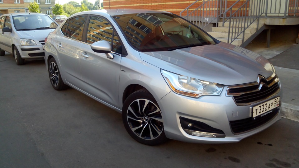 Citroen C4 L Bat.-Chatillon
