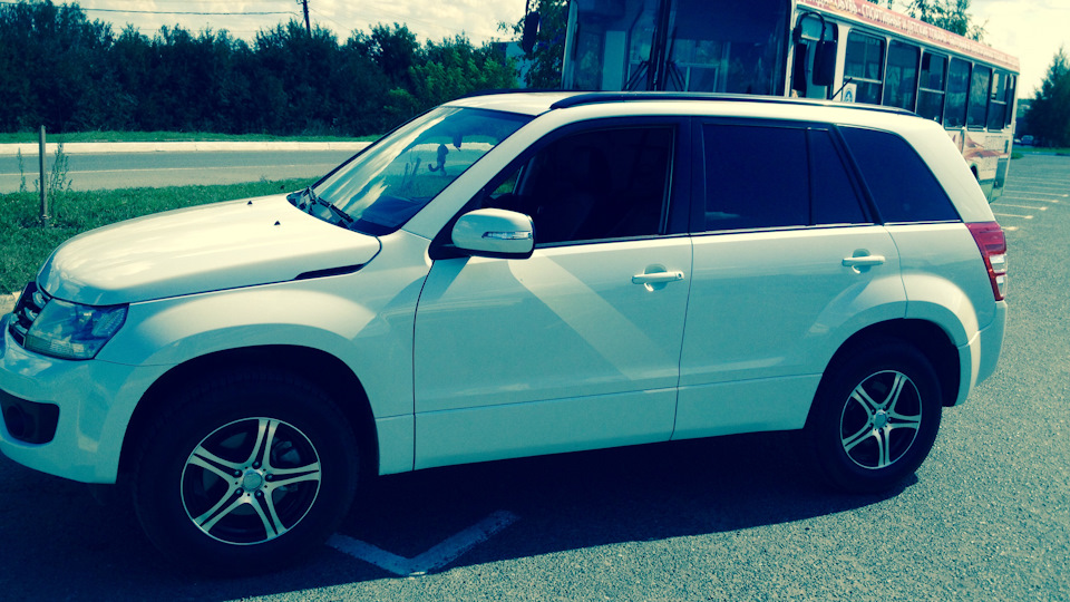 Suzuki Grand Vitara (2G) 2.0 бензиновый 2013 | на DRIVE2