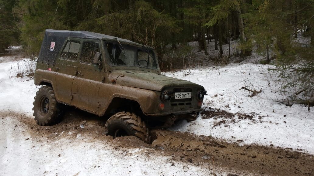 УАЗ 469 off Road в грязи