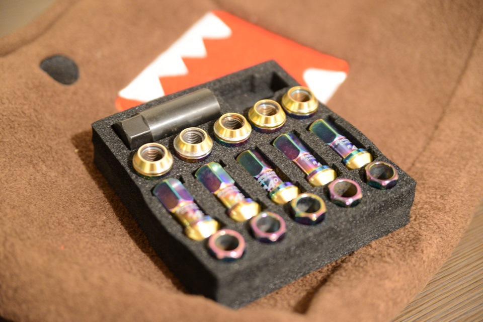 №1. Колесные гайки KYO-EI Kics Racing Composite R40 NEO — Nissan Silvia ...