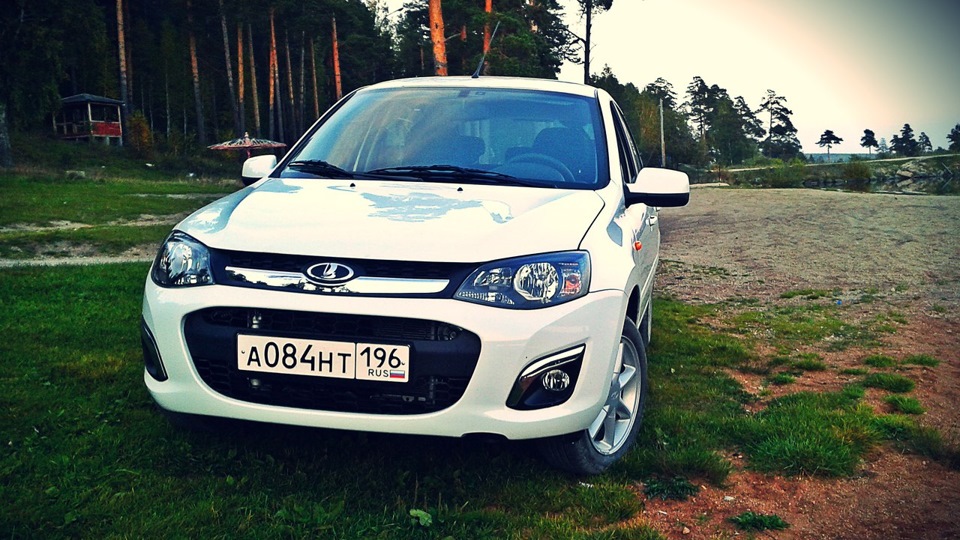 Горит левый поворотник — Lada Калина 2 хэтчбек, 1,6 л, 2013 года ...