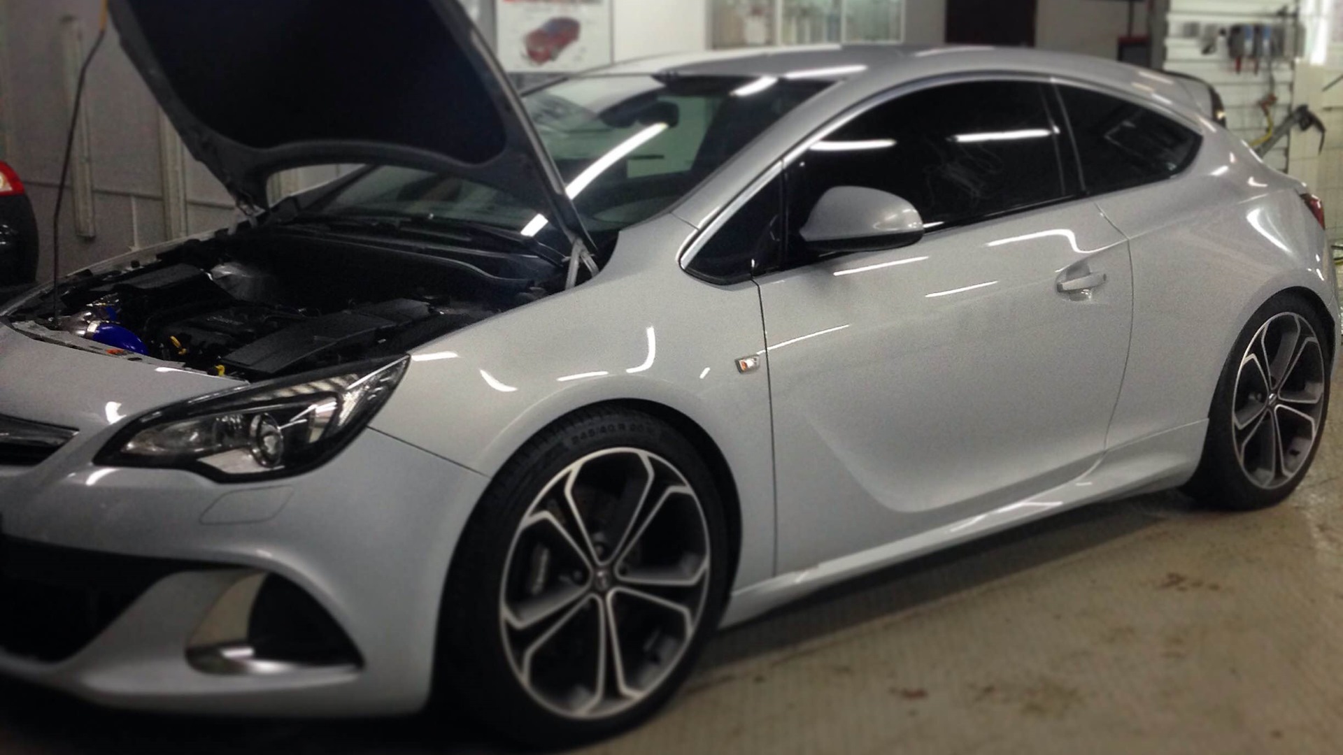 Opel Astra GTC drive2