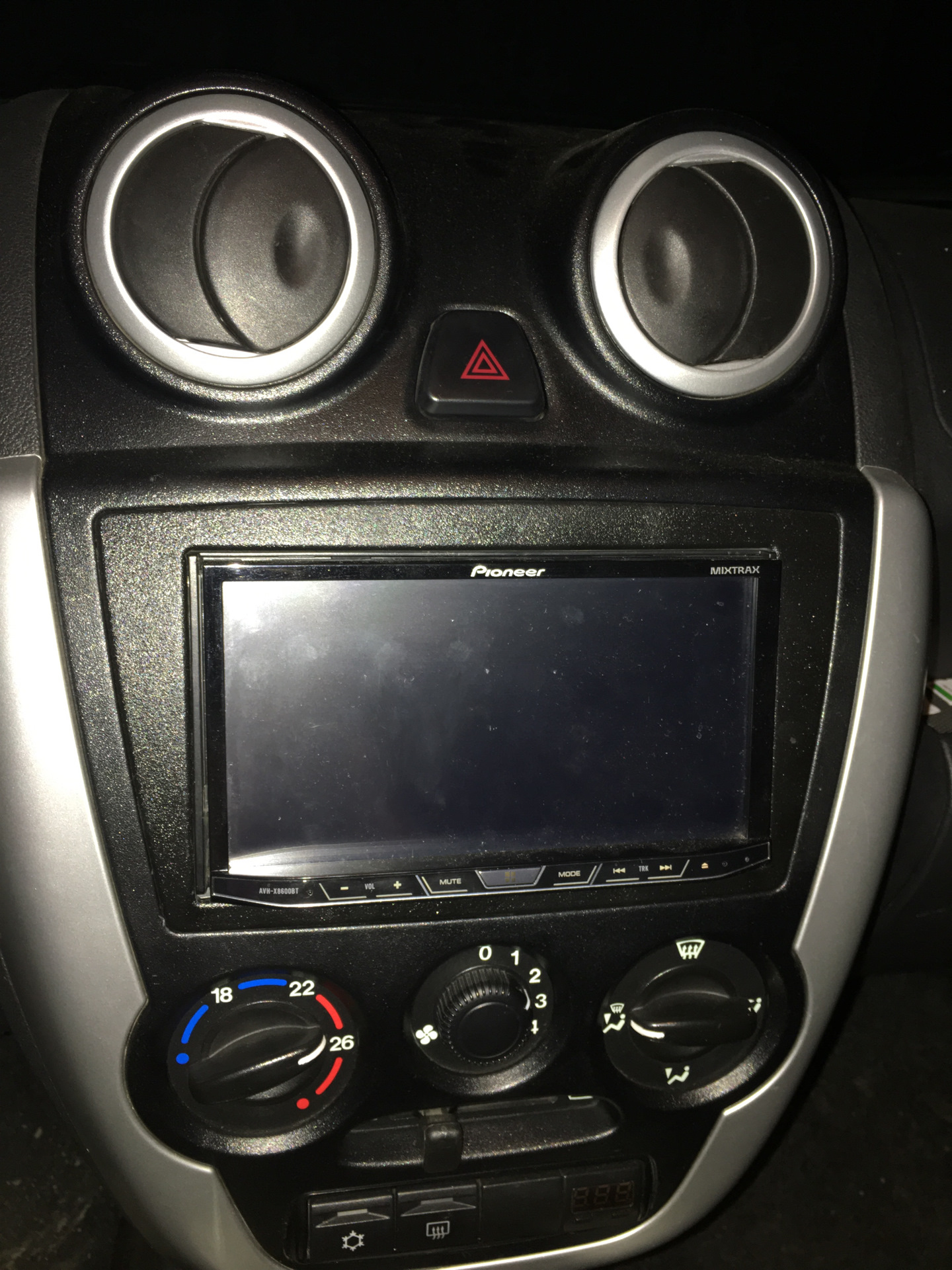 Pioneer 2 din на гранту. 2 din гранта. 2 din гранта. 2 din магнитола granta. 2 din гранта.