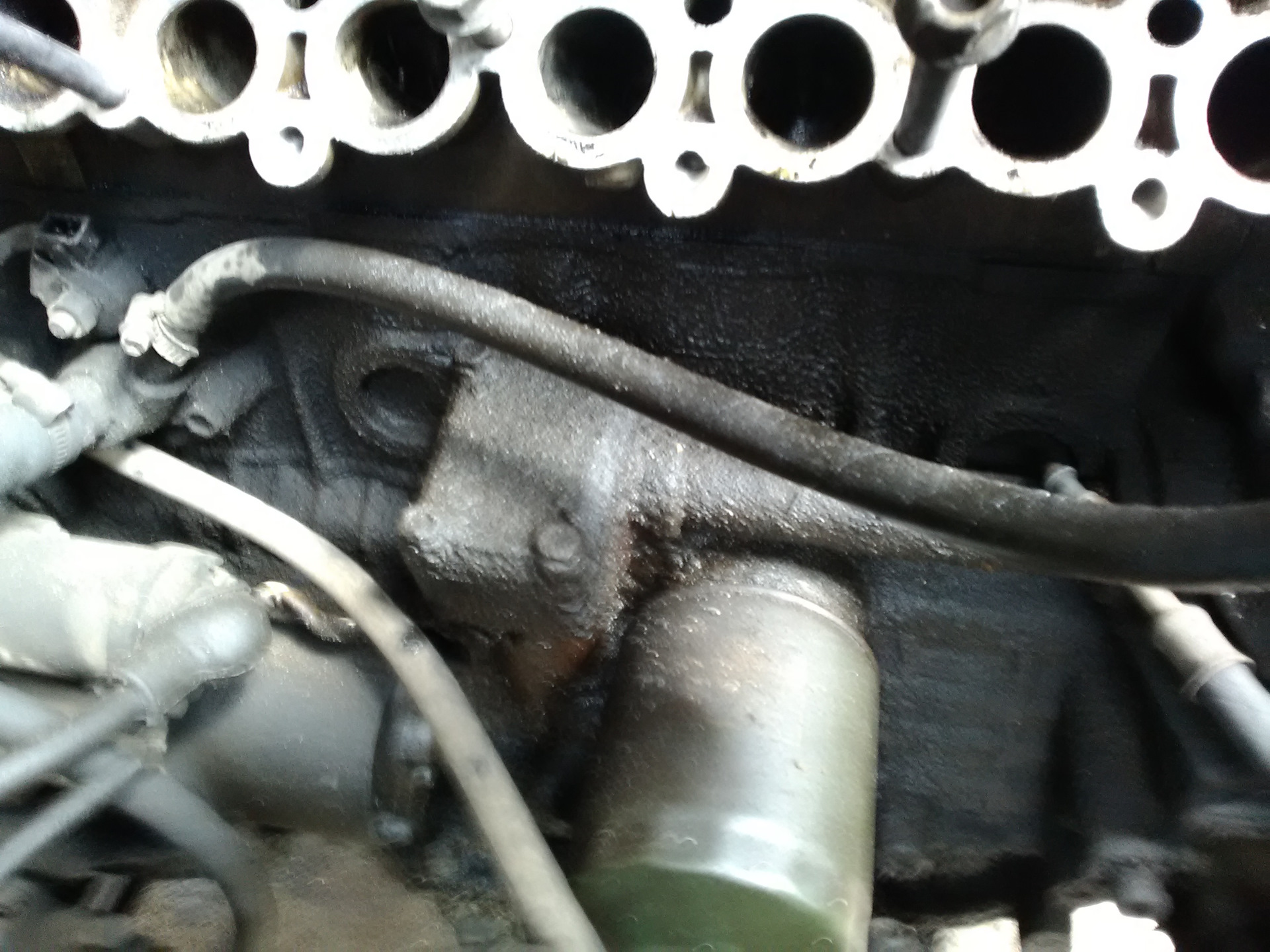 Почему газель не едет. Замена датчика абсолютного давления газель 4216. Двигатель 4016 газель. Газель дергается при движении 4216. Соболь двигатель 4216.