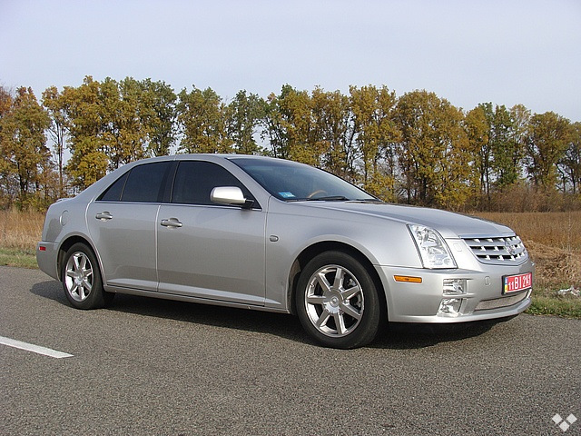 Осенняя фотосессия — Cadillac STS, 4,6 л, 2005 года | фотография | DRIVE2