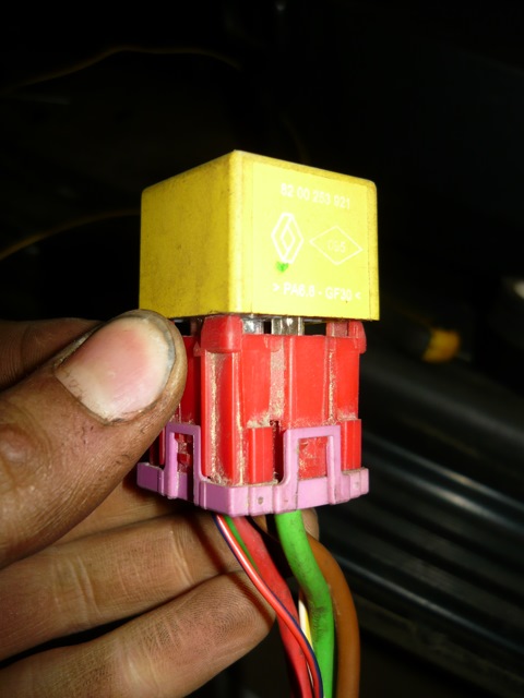 8200253921 Реле жгута проводов 40a диодное RENAULT | Запчасти на DRIVE2