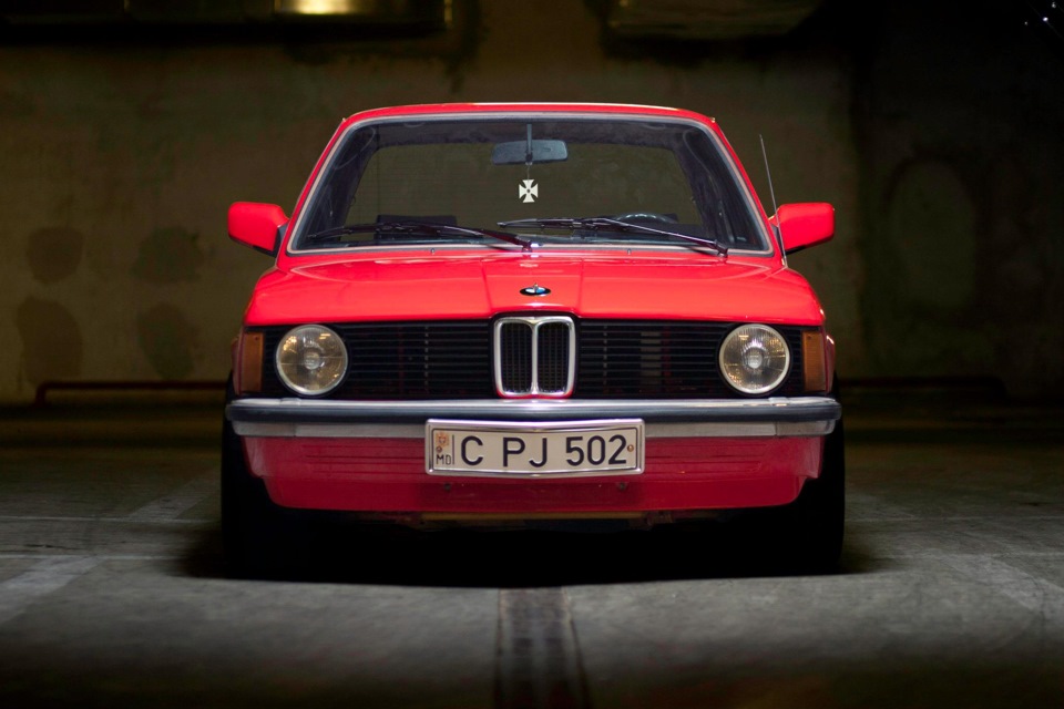 Bmw 3 series e21 фото