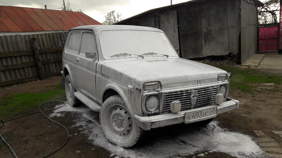 Шампунь для бесконтактной мойки. — Lada 4x4 3D, 1,7 л, 2002 года ...