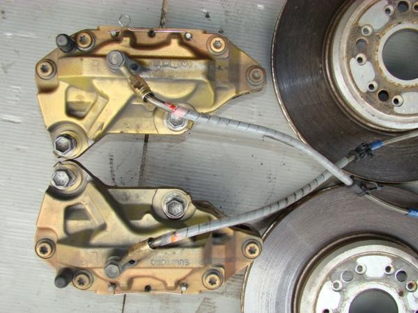 Fashionable brakes - Toyota Altezza 25 l 1999