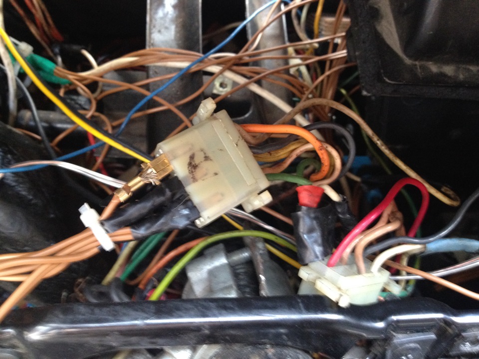 ГТЦ+ВУТ Lanos и подключение щитка приборов — ЗАЗ 1102, 1,1 л, 1995 года ...