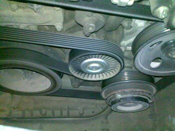 Ремень двигателя ContiTech и ролик — Mercedes-Benz E-Class (W210), 3,2 ...