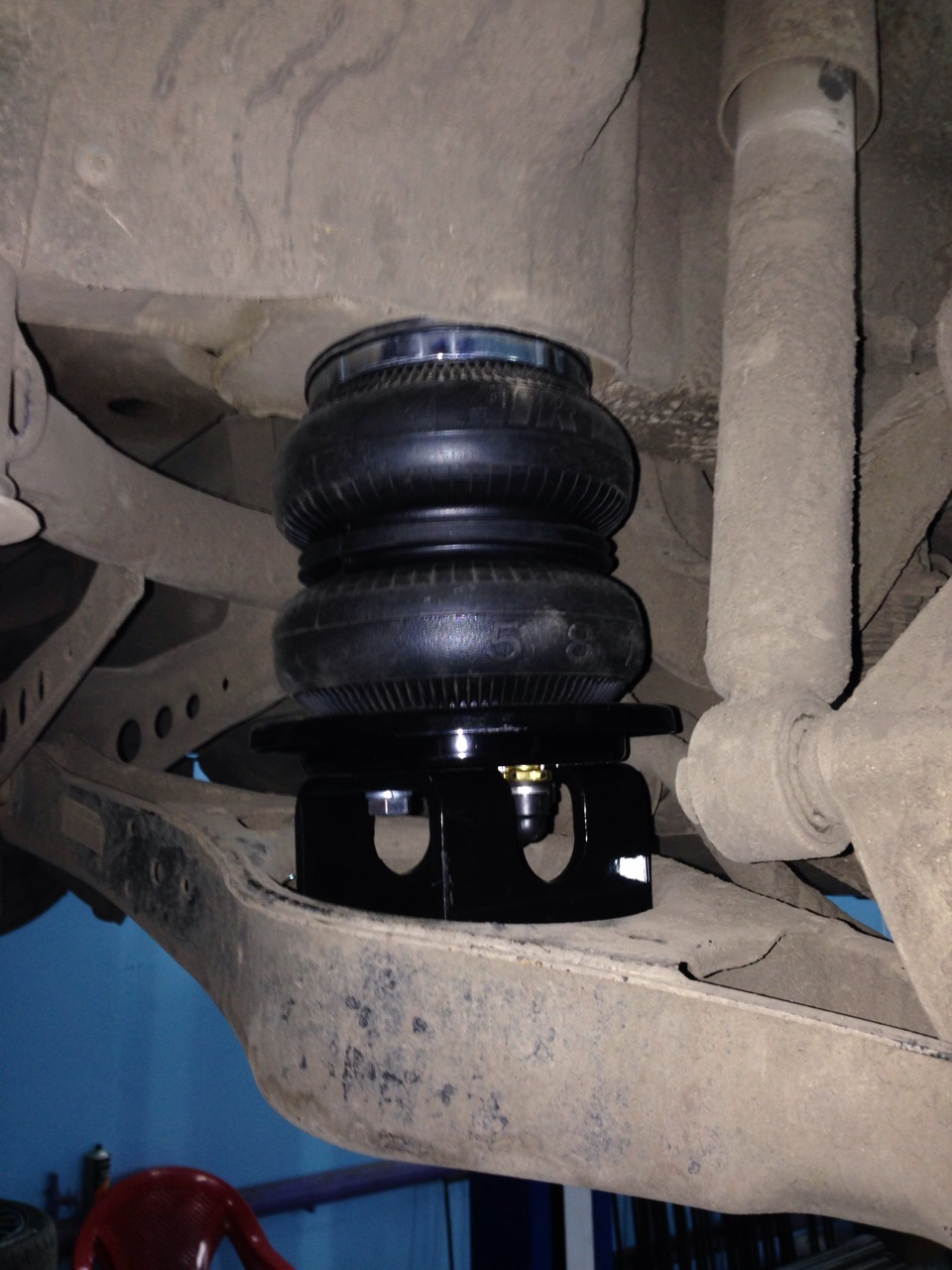 пневмоподушки рубена 130*3 для kia ceed jd. пневмоподвеска vw t3. пассат пневмоподвеска. пневмоподвеска ауди q7. пассат пневмоподвеска.