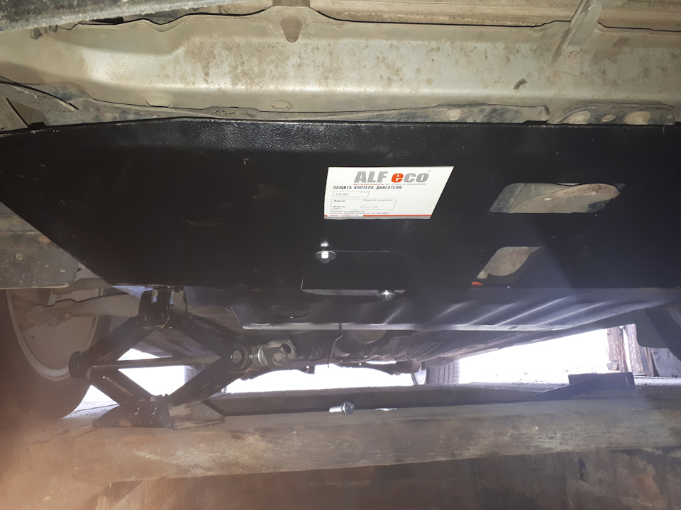 Фото в бортжурнале Toyota Avensis II