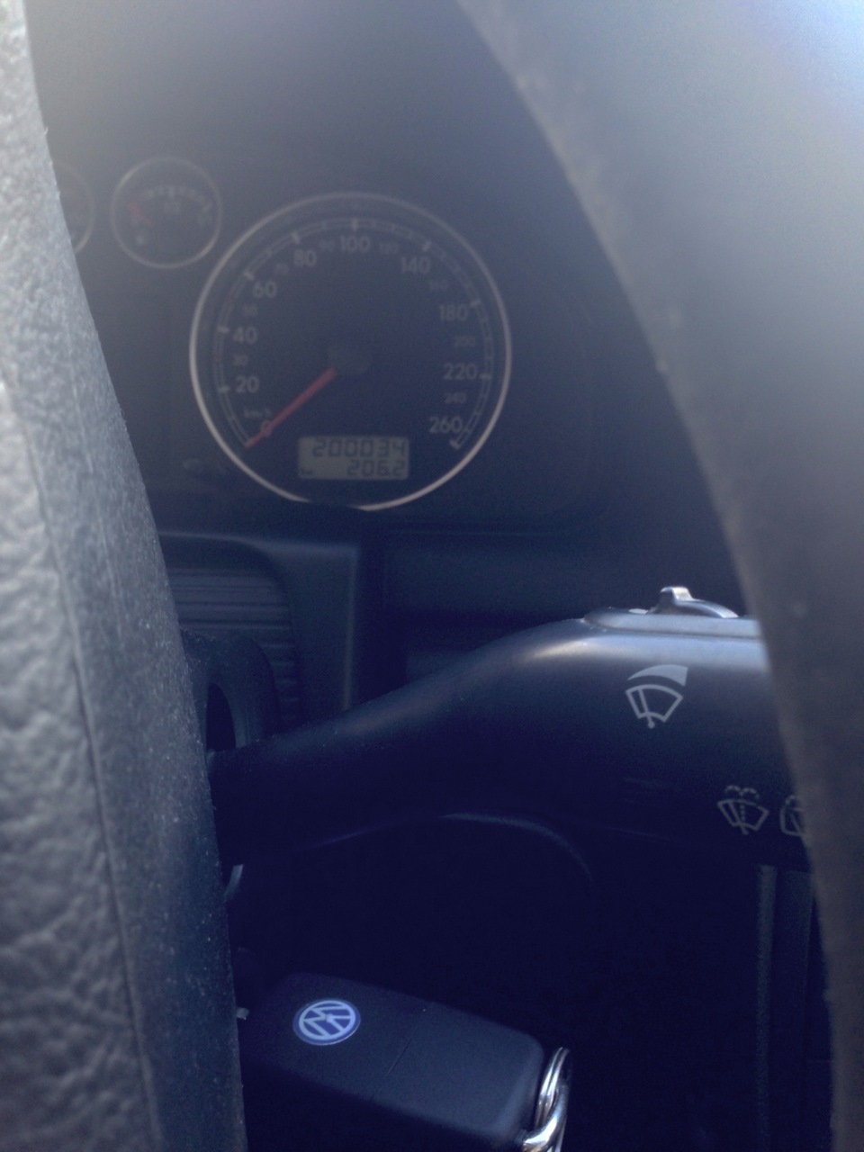 Небольшой фотосет на телефон, после автомойки — Volkswagen Passat ...