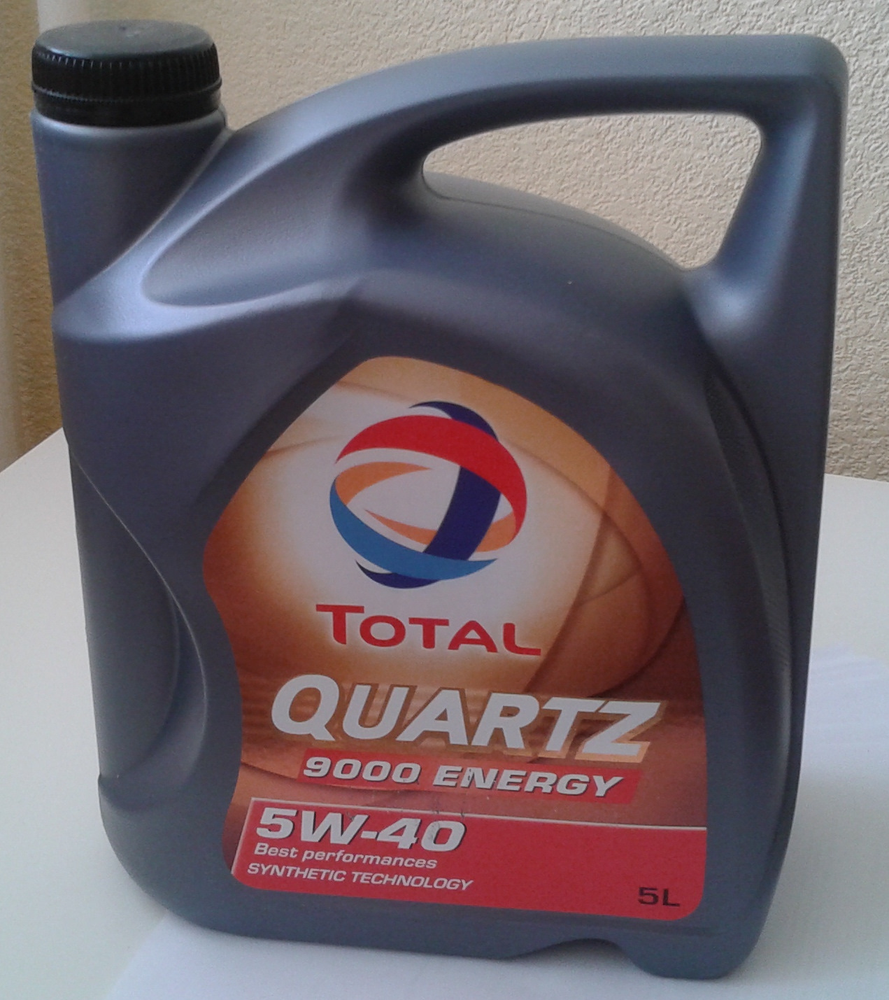 Моторное масло total quartz energy. Total Quartz 9000 5w40. Total Quartz 9000 Energy 5w-40. Total Quartz 9000 5w40 Kia. Total Quartz 9000 5w40 Старая упаковка.