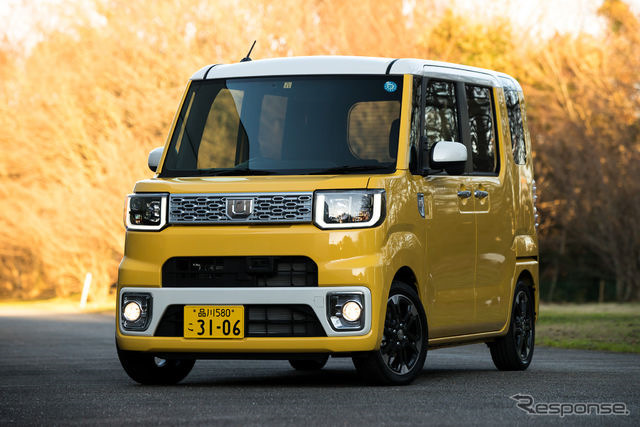 Daihatsu Wake 2014