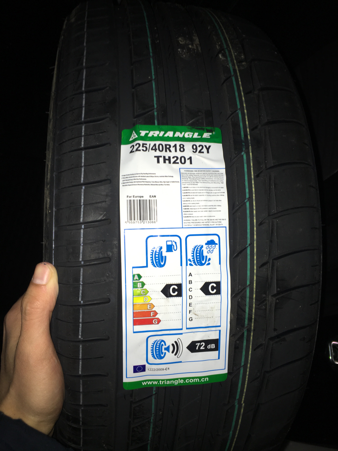 18 40. Th201 225/40 r19 j8.5. Шины Триангл 201 225/40 р18. Triangle 225/55r18 102w th201 TL С бесплатным шиномонтажом. Triangle Sportex 225/40 r18.