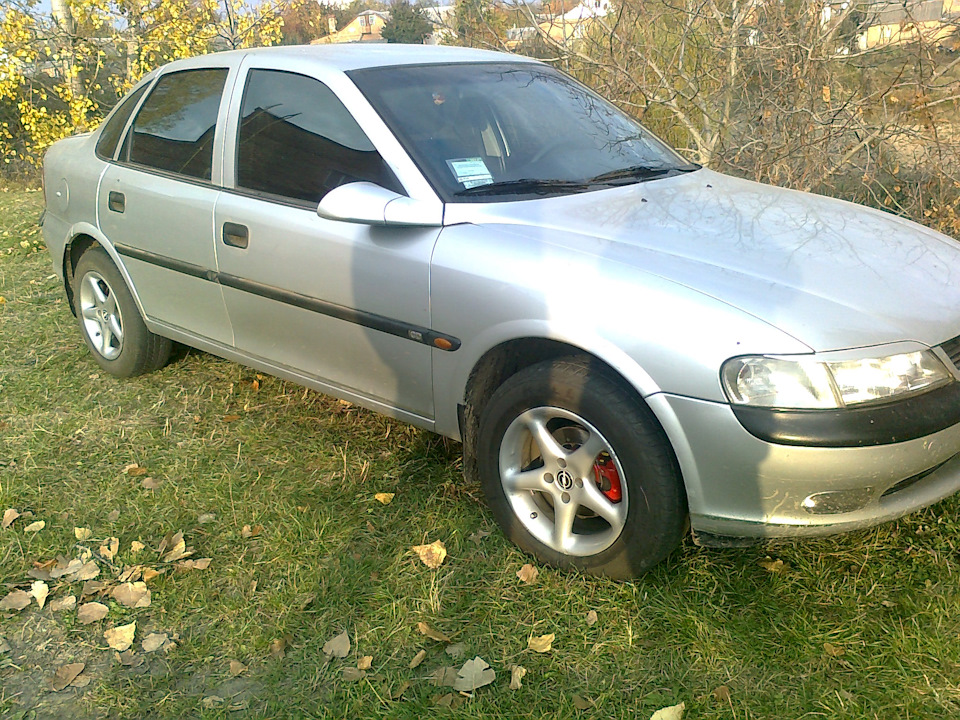 Вот и дисочки поменял!) — Opel Vectra B