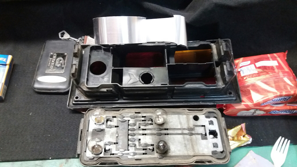 Прокачка задних фонарей — Volkswagen Transporter T3, 1,6 л., 1985 года ...