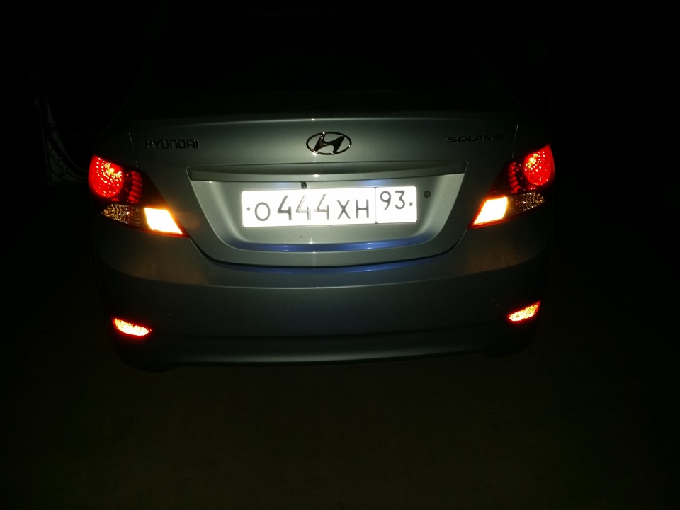 Подключил лампочку заднего хода — Hyundai Solaris (1G), 1,6 л, 2012 ...