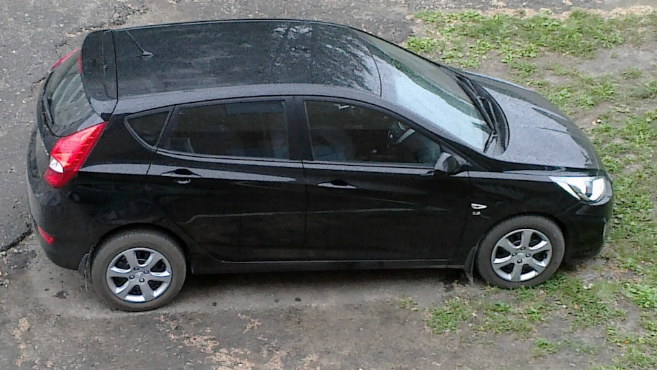 Салонный фильтр — Hyundai Solaris, 1,6 л, 2011 года | расходники | DRIVE2