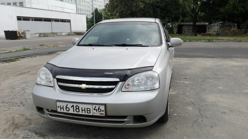 Chevrolet Lacetti серый