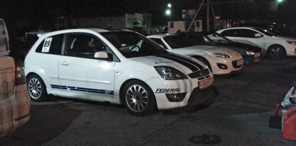 Фото в бортжурнале Ford Fiesta ST (Mk V)