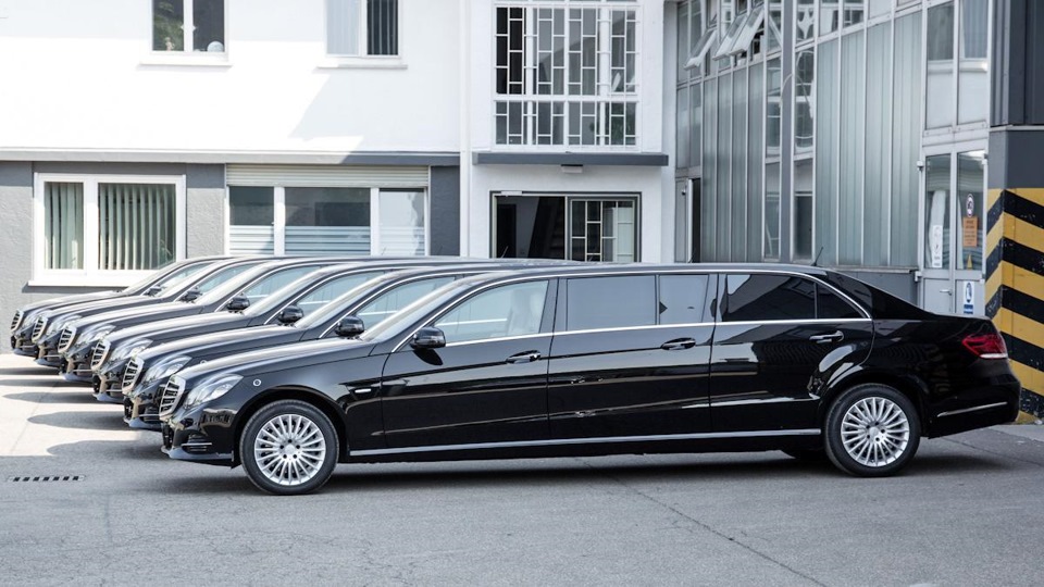 Немцы представили Maybach S-Class, который на 20 сантиметров длиннее стандартног