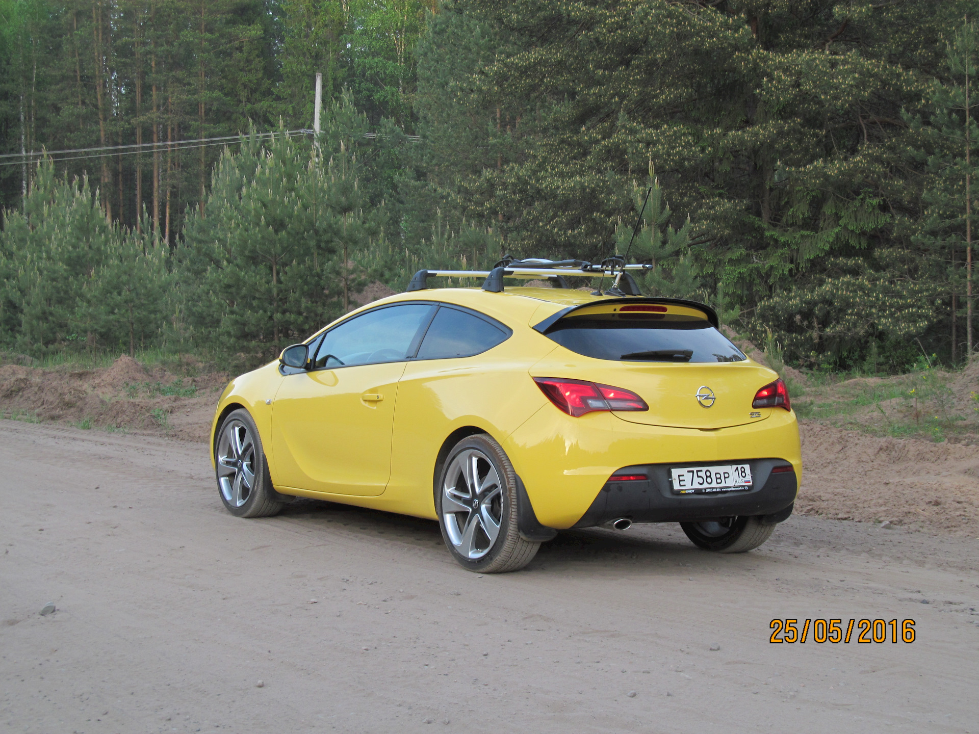 Astra j GTC багажник