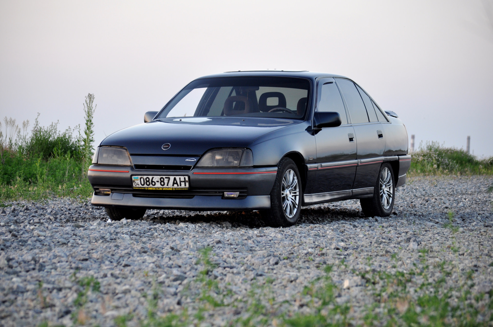 Opel Omega a 2.0