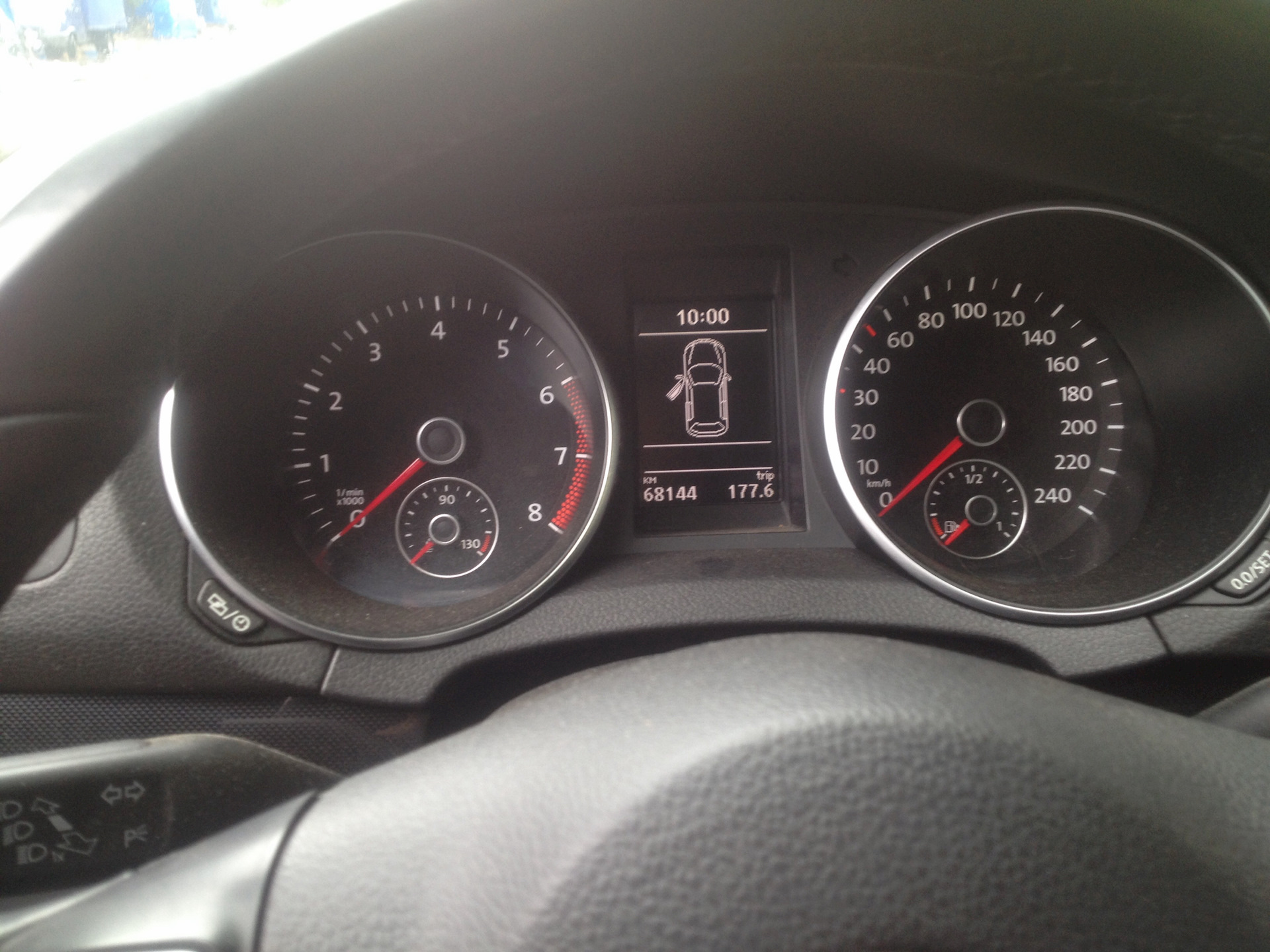 Как снять приборную панель гольф 6 Приборная панель MFA+ Premium - Volkswagen Golf Mk6, 1,4 л, 2012 года электроник