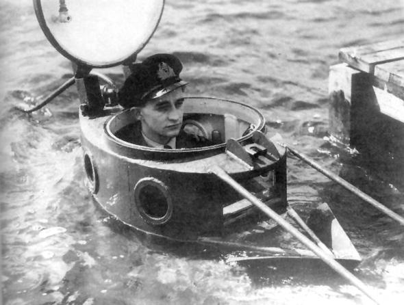 aefe71es 960 Маленькая подводная лодка как называется