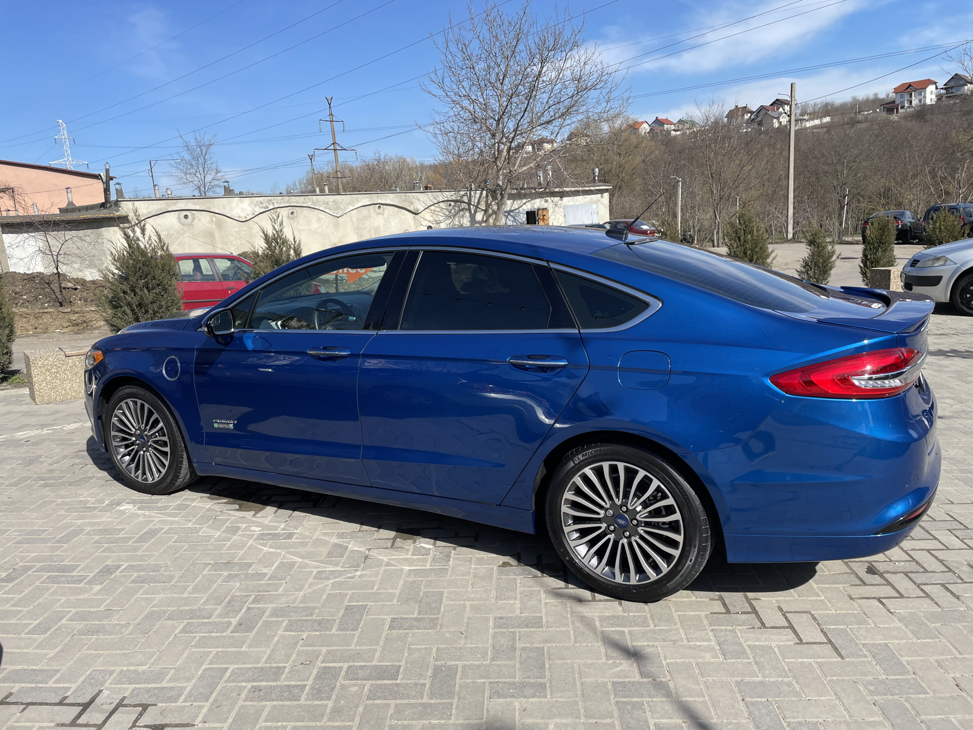 Обновка — оргининальные 18 диски — Ford Fusion Energi, 2 л, 2016 года ...