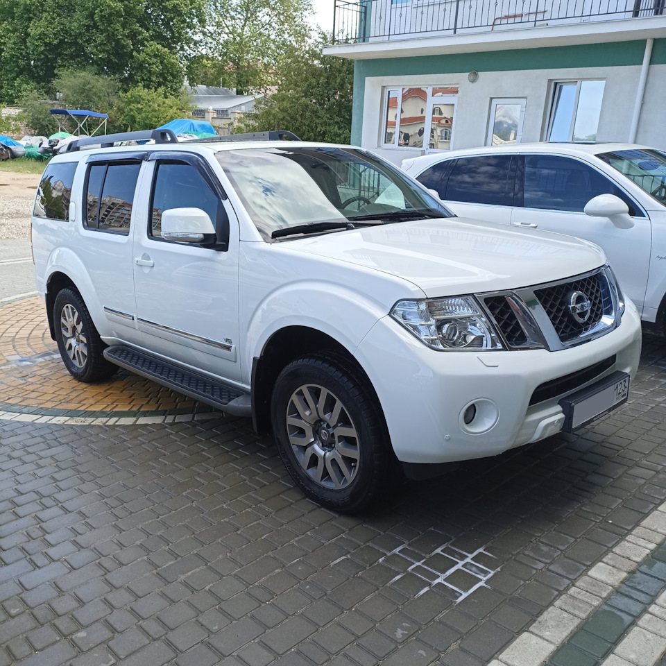 Nissan Pathfinder